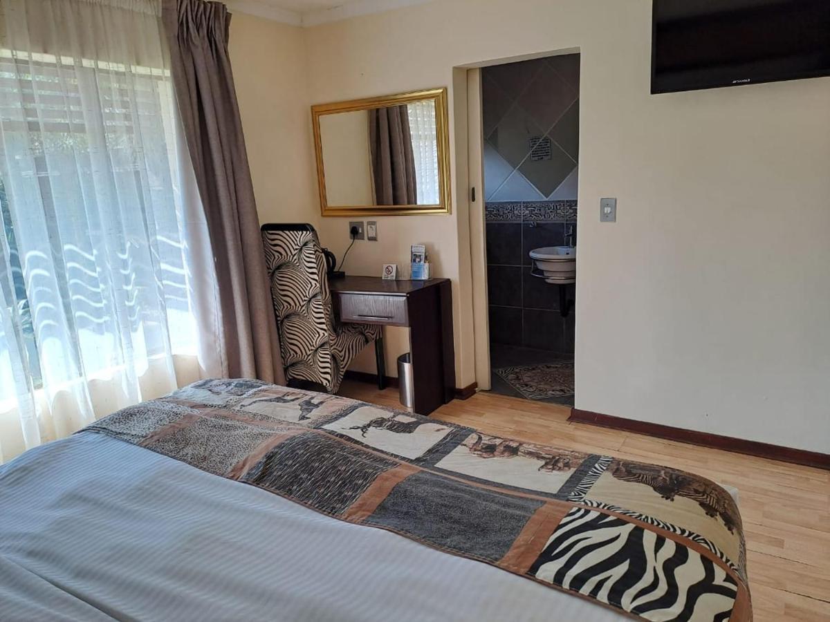 Ecotel Premier Lodge & Conference Centre Бенони Экстерьер фото